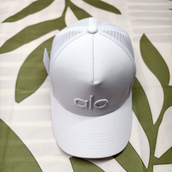 🍩ALO Yoga Curved Brim Hat | Women’s Lightweight Cap - Picture 1 of 5